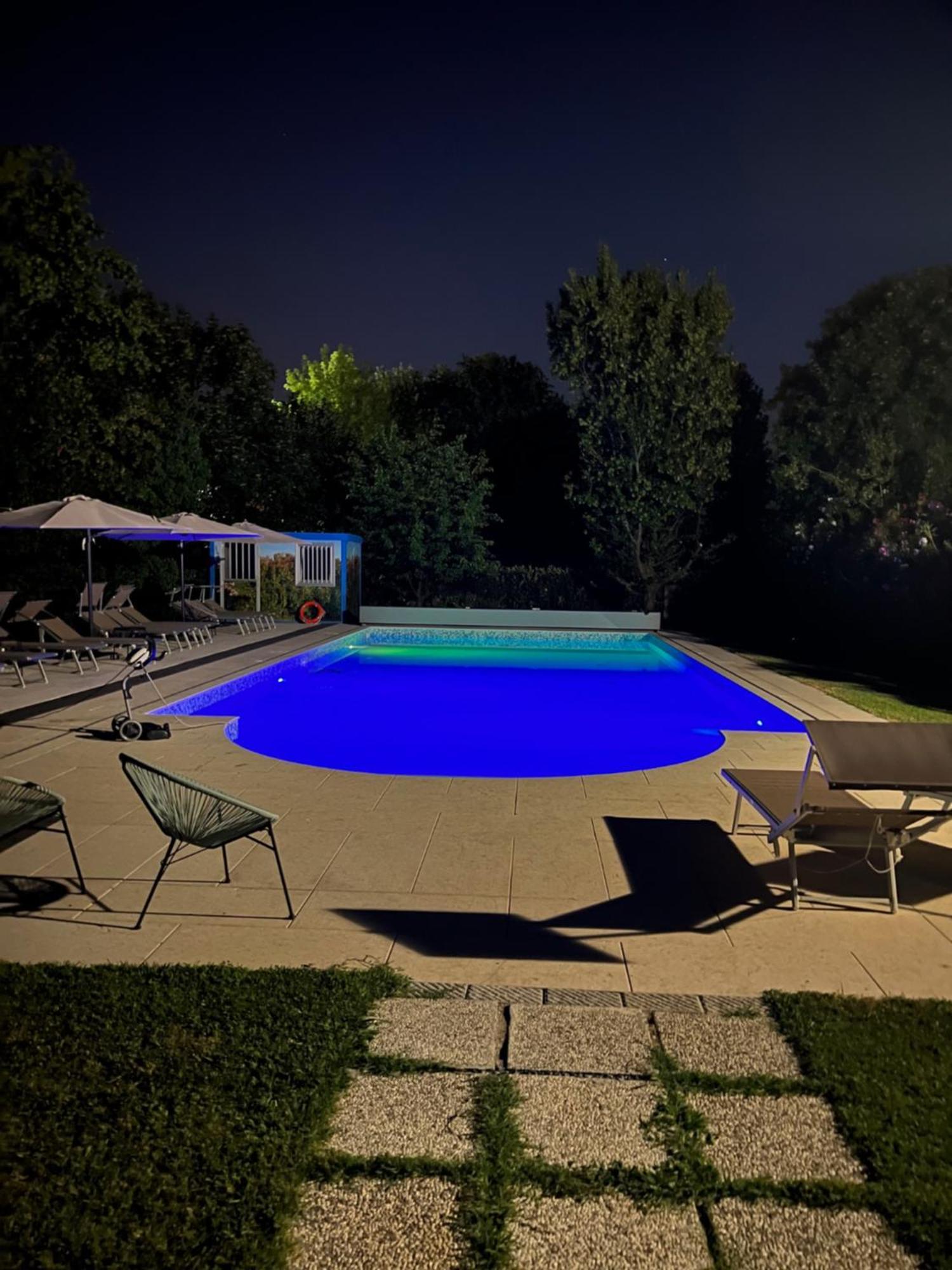 Hotel Villa Dei Carpini Одерцо Екстер'єр фото