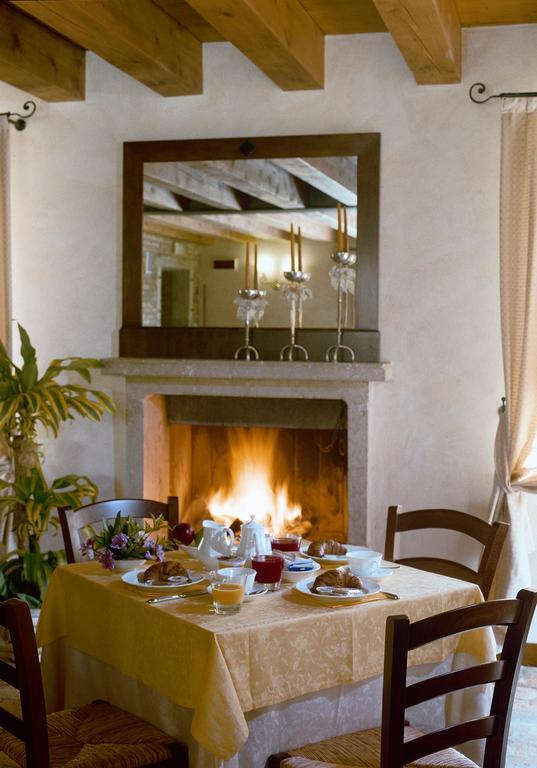 Hotel Villa Dei Carpini Одерцо Екстер'єр фото